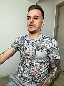 Huge_cock22cm avatar