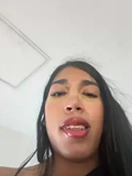 AmbarFoxx_ webcam