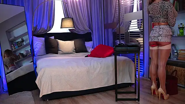 Nikki__Amour webcam