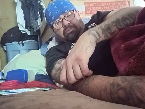 dicknasty6908 (Ask my age) - 800