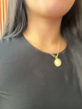 Valentina-gomezz webcam