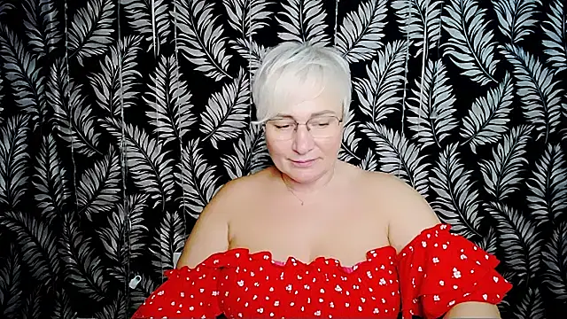 Olivia_playful webcam