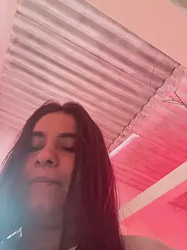 LUNA_DULCE1 live cam on StripChat