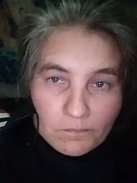 IrisMaris37 live cam on StripChat