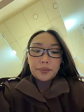 trytomakememoam webcam