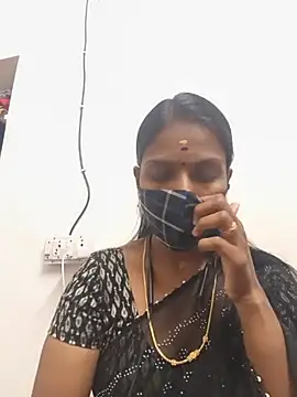 Tamil_Yalini12