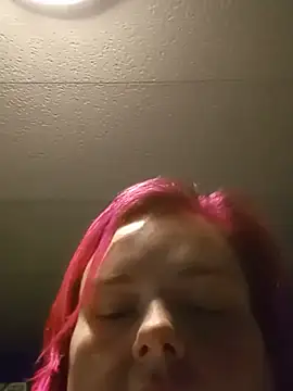 PainPrincess929 live sex cam
