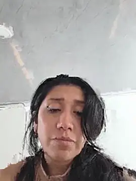 MihaCarther live cam on StripChat