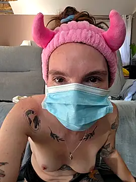 LindienneTatouee webcam