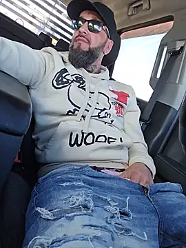 Beardedtattood live sex cam