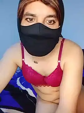 Banouti_23 webcam