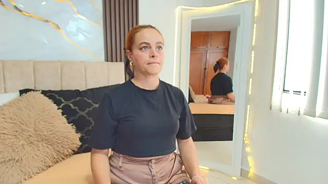 cristalwalker__ webcam