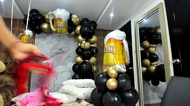 Mindy_19 webcam