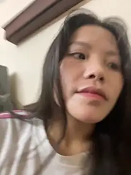 Bella_7777 webcam