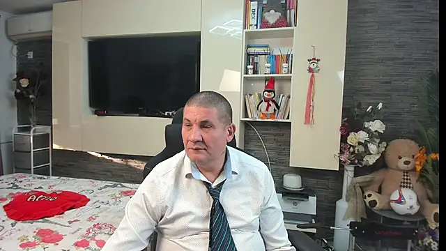 SpartacusDaddy48 webcam