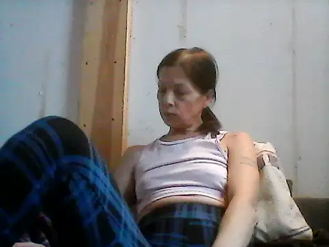 Milana38 webcam