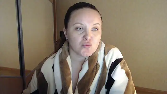 Katya_Weaver webcam