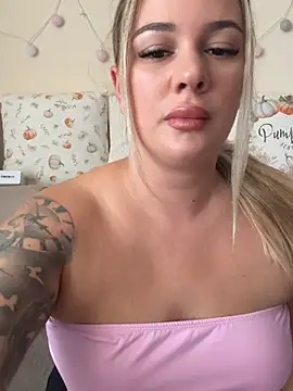 Live webcam thumbnail of BigPeachBunnyX featuring #girls, #hd and #mobile
