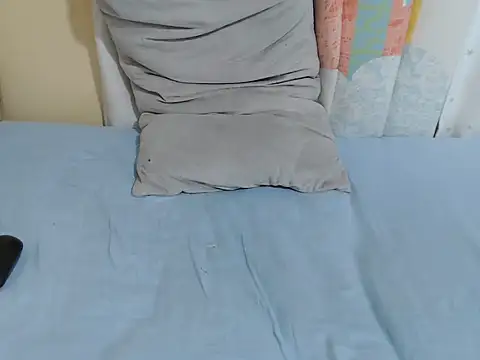 zeina_gen webcam