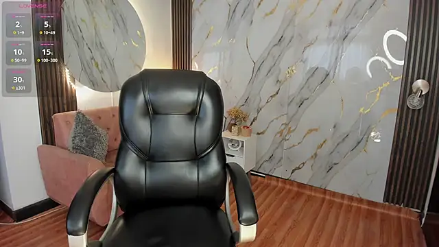 Meghancooper webcam