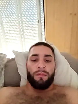 Zeus1993xx webcam