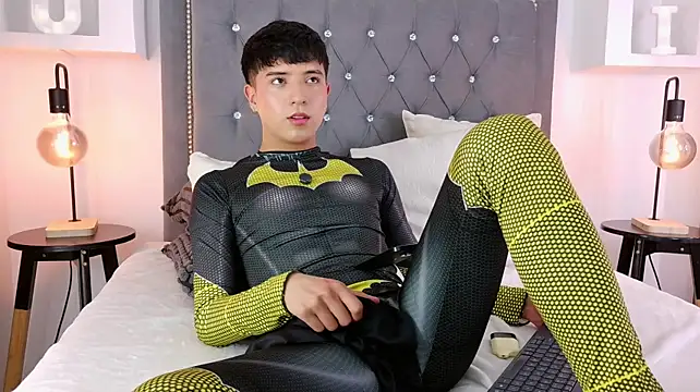 Keen_Nico webcam