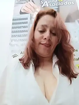 LUISA--30 webcam