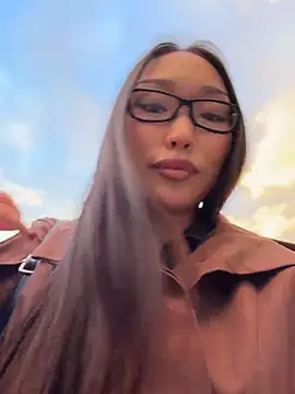trytomakememoam webcam