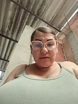 AlexxiaaMat live sex cam
