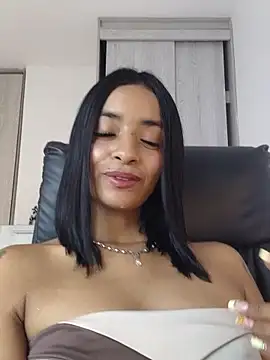 Annacherry_77