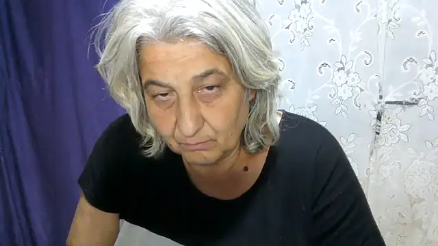 ExquisiteMature live cam