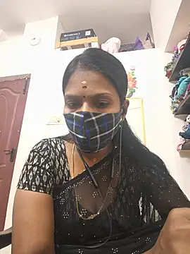 Tamil_Yalini12 live cam on StripChat