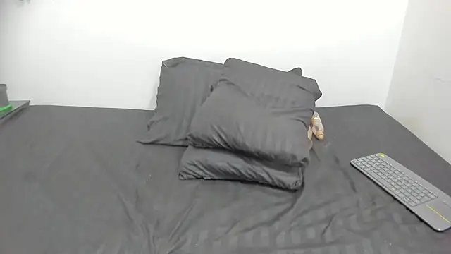 esmeralda_jenn11 webcam