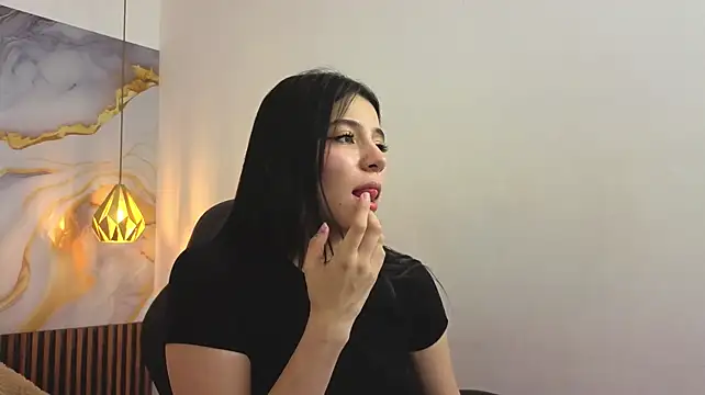 MadissonLewis1