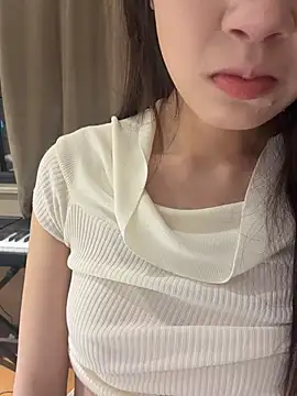 pingguo127 live cam on StripChat