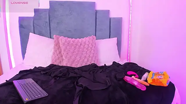 pamela_scott069