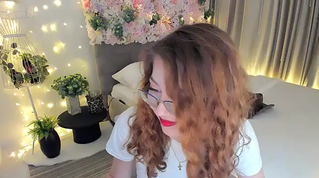 SereneFlame live cam on StripChat