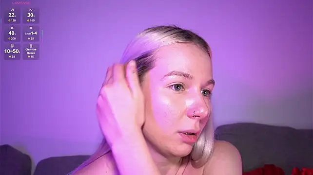 RanyThomson live cam on StripChat