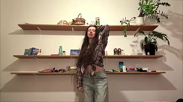 LaureJoliet live cam on StripChat