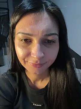 lunalovelee live sex cam