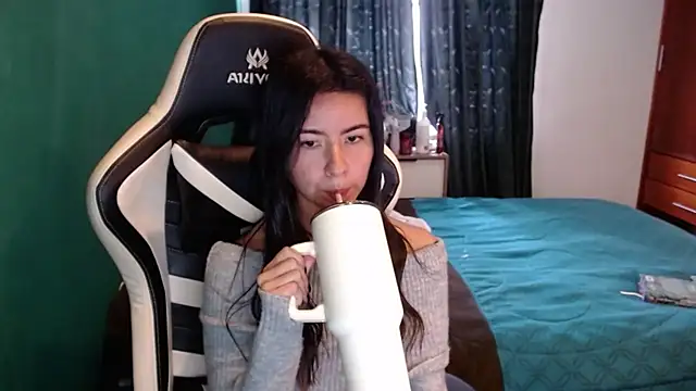 alice_middlee