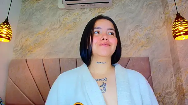 Mia_candy_0