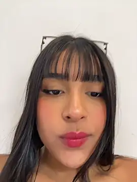 mariangel_11 (F teen) - Flash 🍒 in public plce 🤫🔥