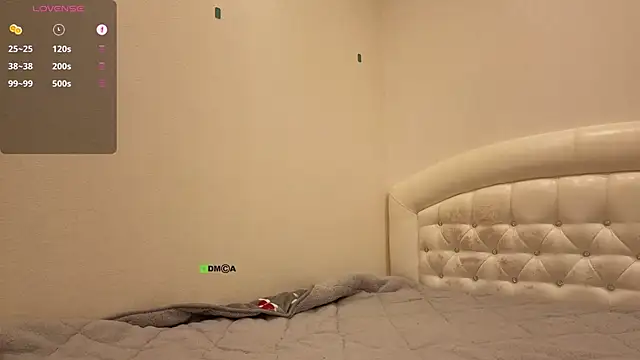 ShamlesssAdell live cam preview
