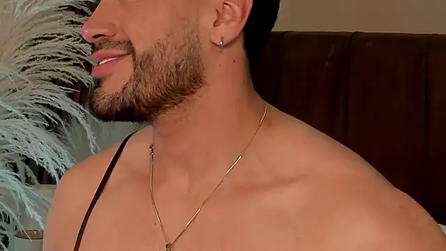 Alexander_Diazz webcam