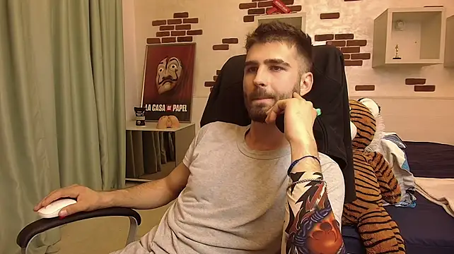 KyloEast