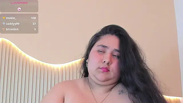 MEREDITHBENSON webcam