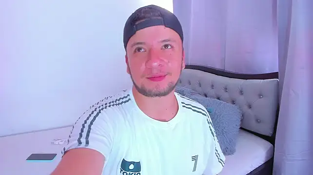 karl_kai live cam preview