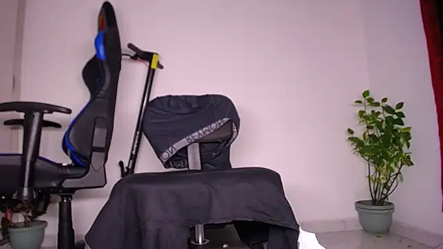 MAXJONES_2 webcam