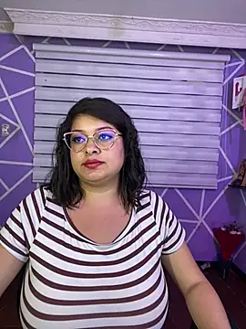 MiiaaJoness